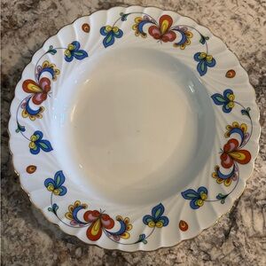 Vibrant Floral Design Porcelain Bowl